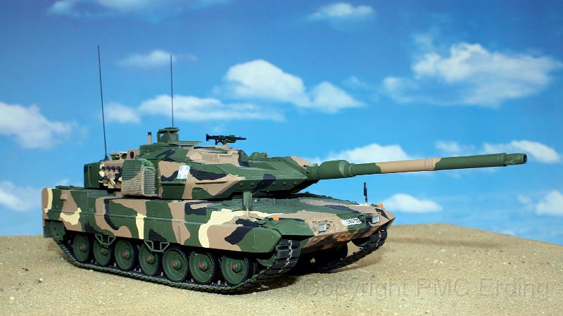 Leopard 2A6EX Griechenland HobbyBoss 1-35 Hellinger Othmar 01.jpg